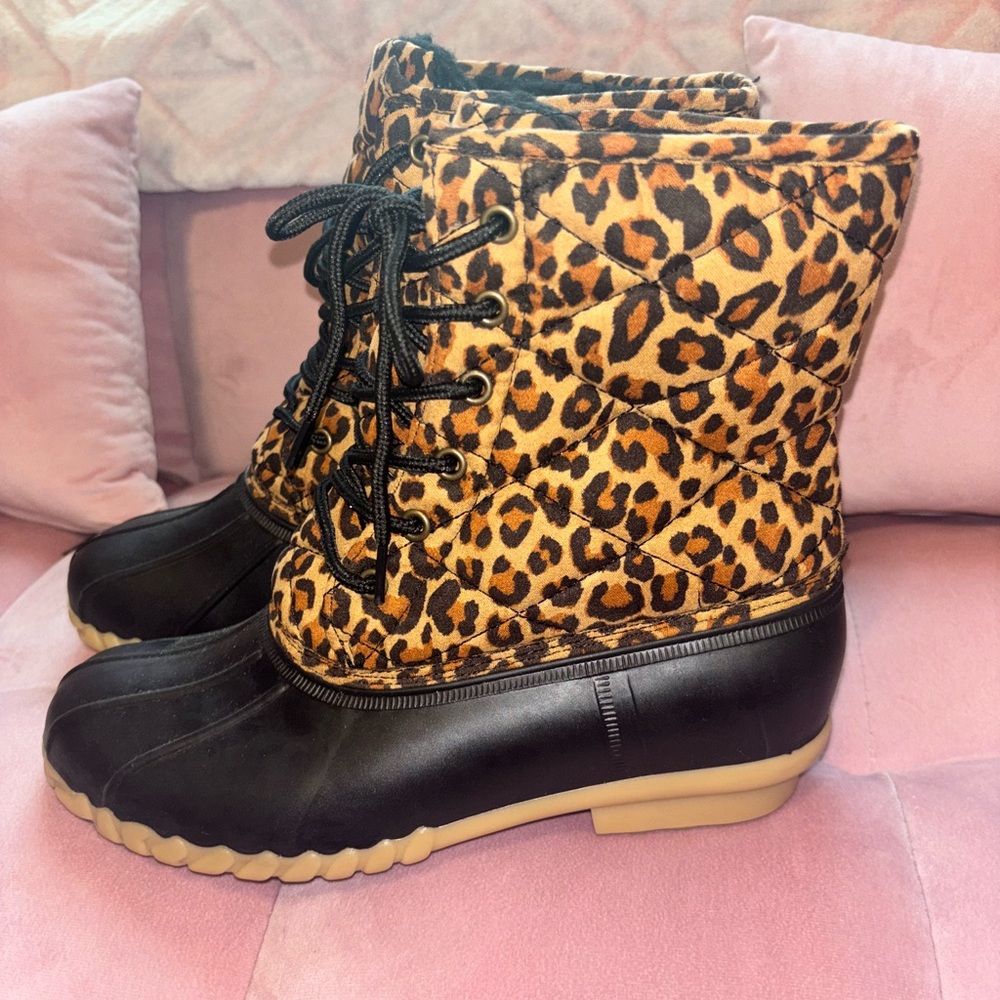 Cheetah print Boots!